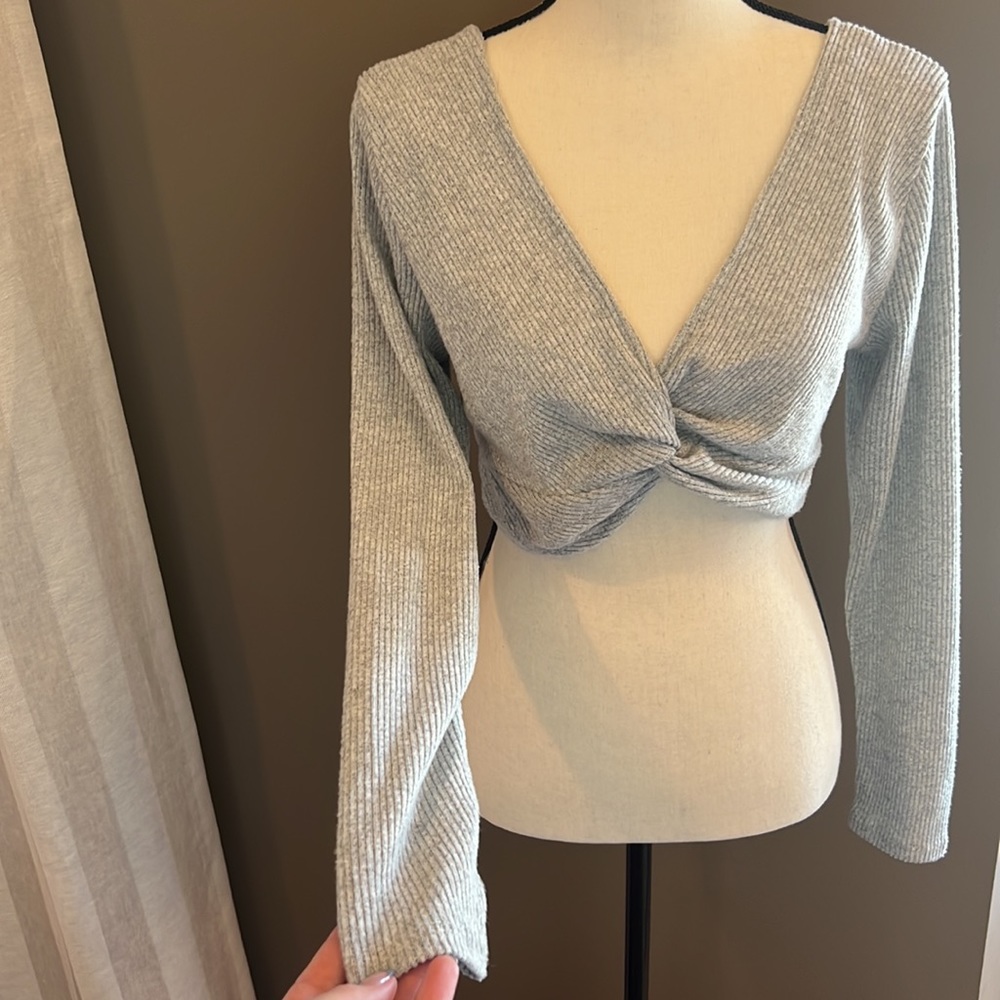 Twisted front crop top